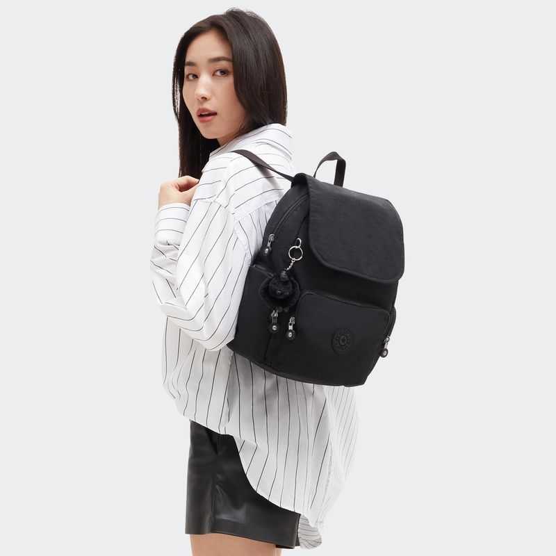 backpack-kipling-city-zip-s-black-noir-ki3523p39