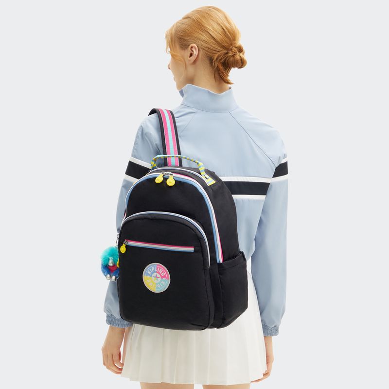 mochila-grande-kipling-seoul-true-black-fc25-ki43550mq