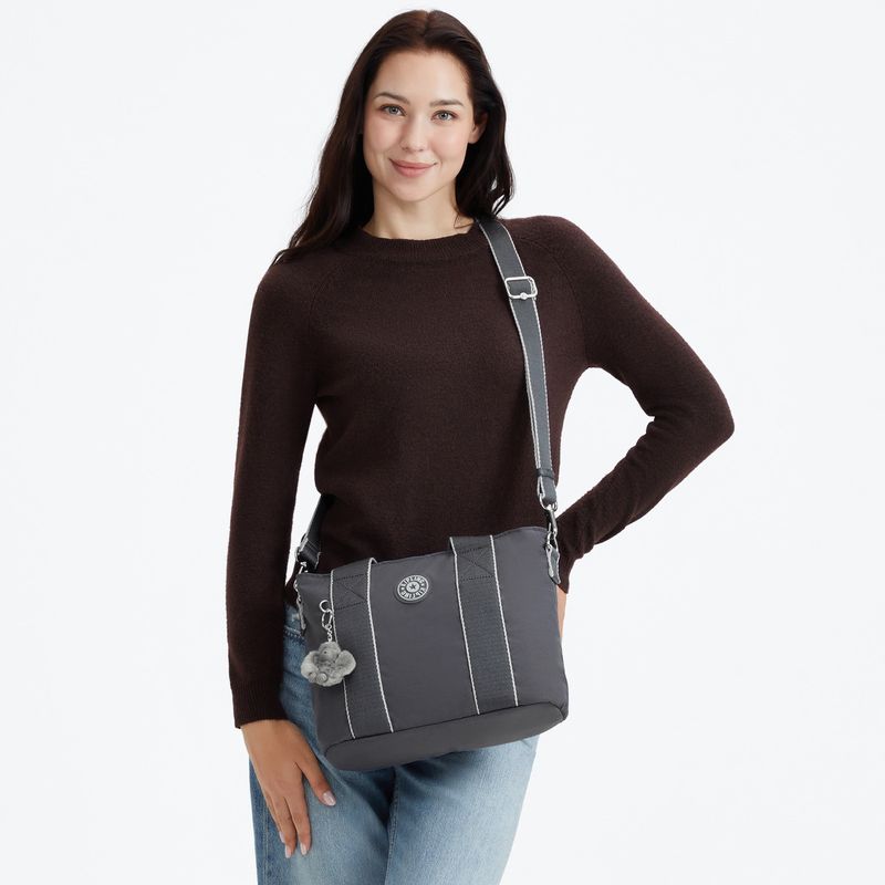 bolsa-kipling-minta-m-up-moonlit-grey-ki8642hv6_6.jpg