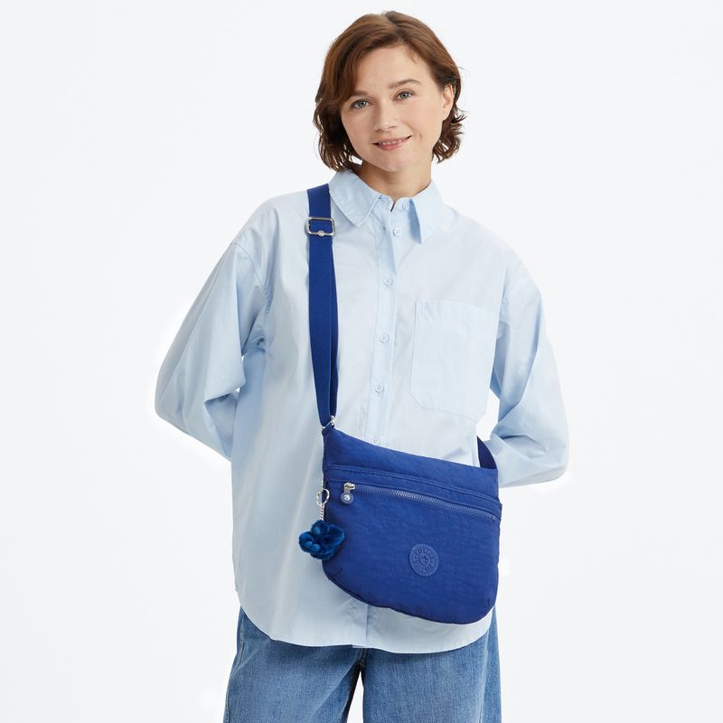 bolsa-kipling-arto-blazing-blue-k19911iv0_5.jpg